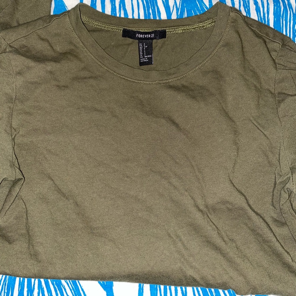 Basic tee - Picture 2 of 2
